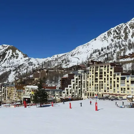 4 Pers Au Pied Des Pistes 2000 - Fr-1-292-223 Apartment Isola
